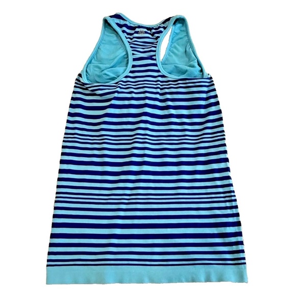 Athleta‎ Women's Striped Racer Back Workout Tank; Built-In Bra; Blue; Med. - Picture 2 of 5